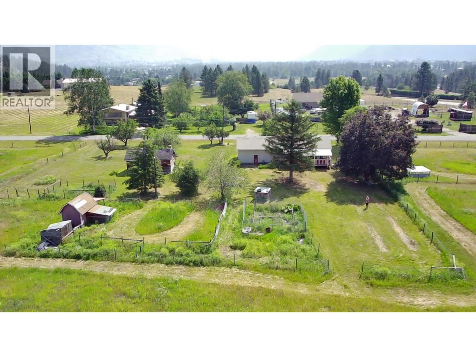 6045 Tower Road, Grand Forks