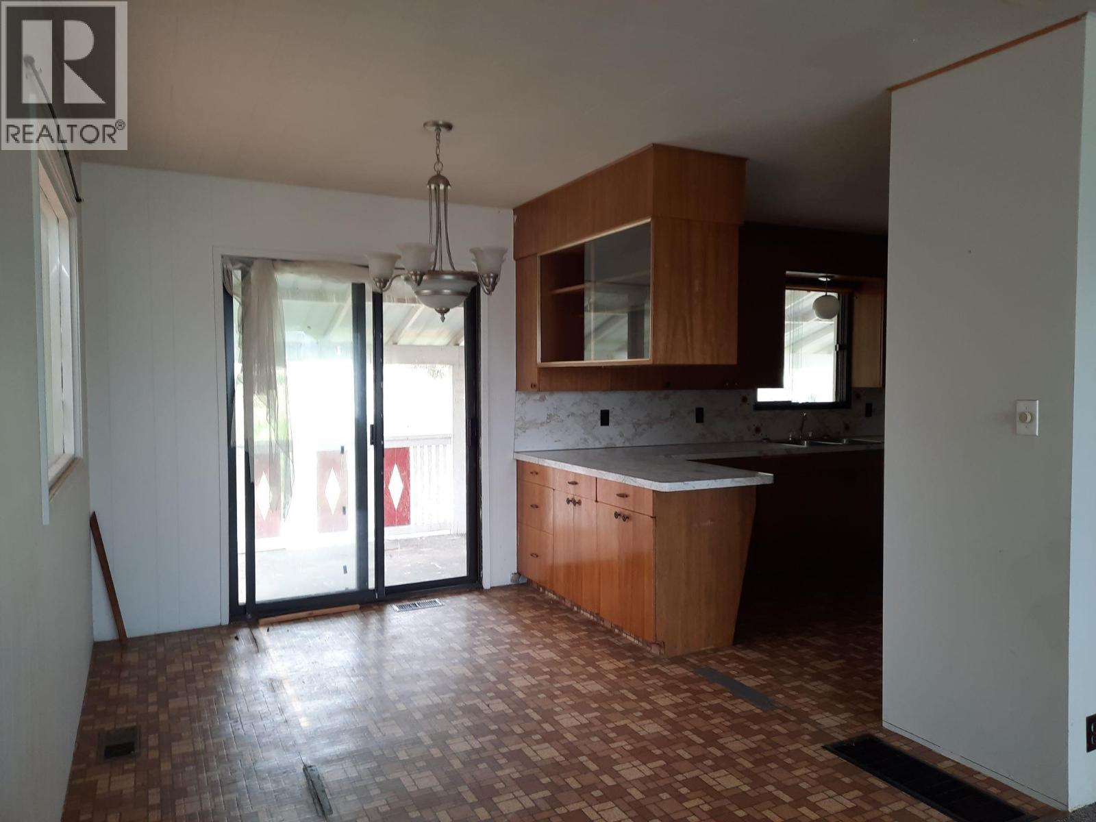 6045 Tower Road, Grand Forks