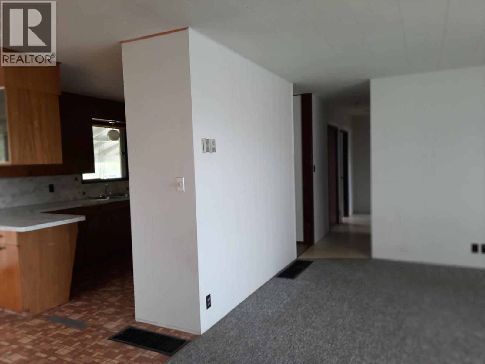 6045 Tower Road, Grand Forks