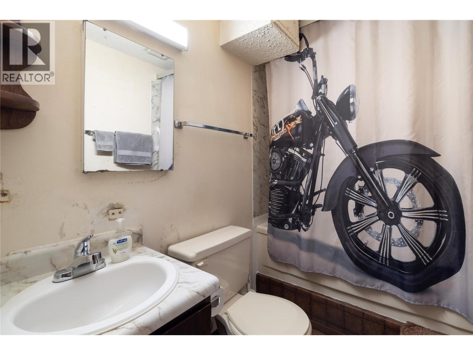 4107 Noble Road, Spallumcheen