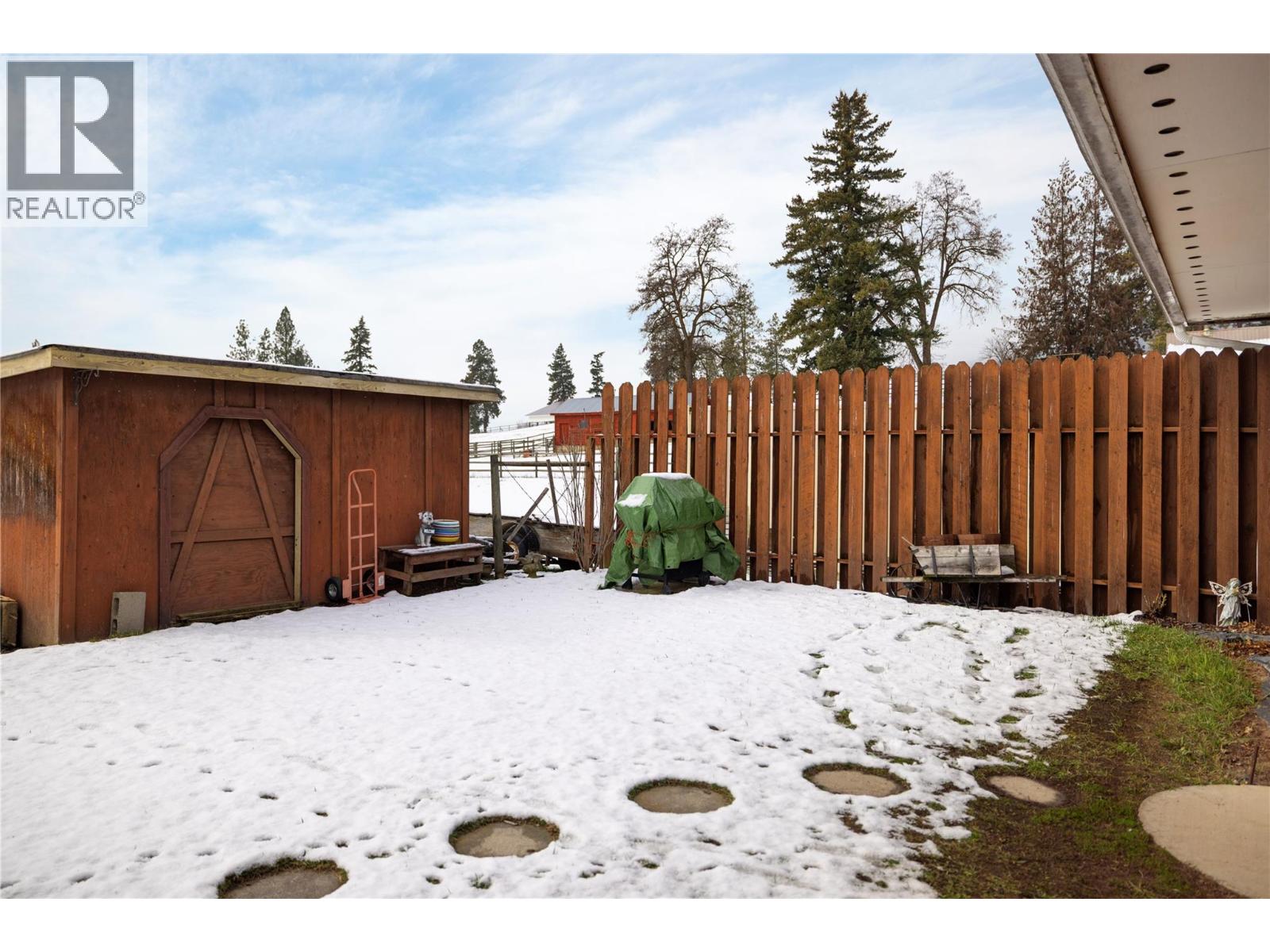 4107 Noble Road, Spallumcheen