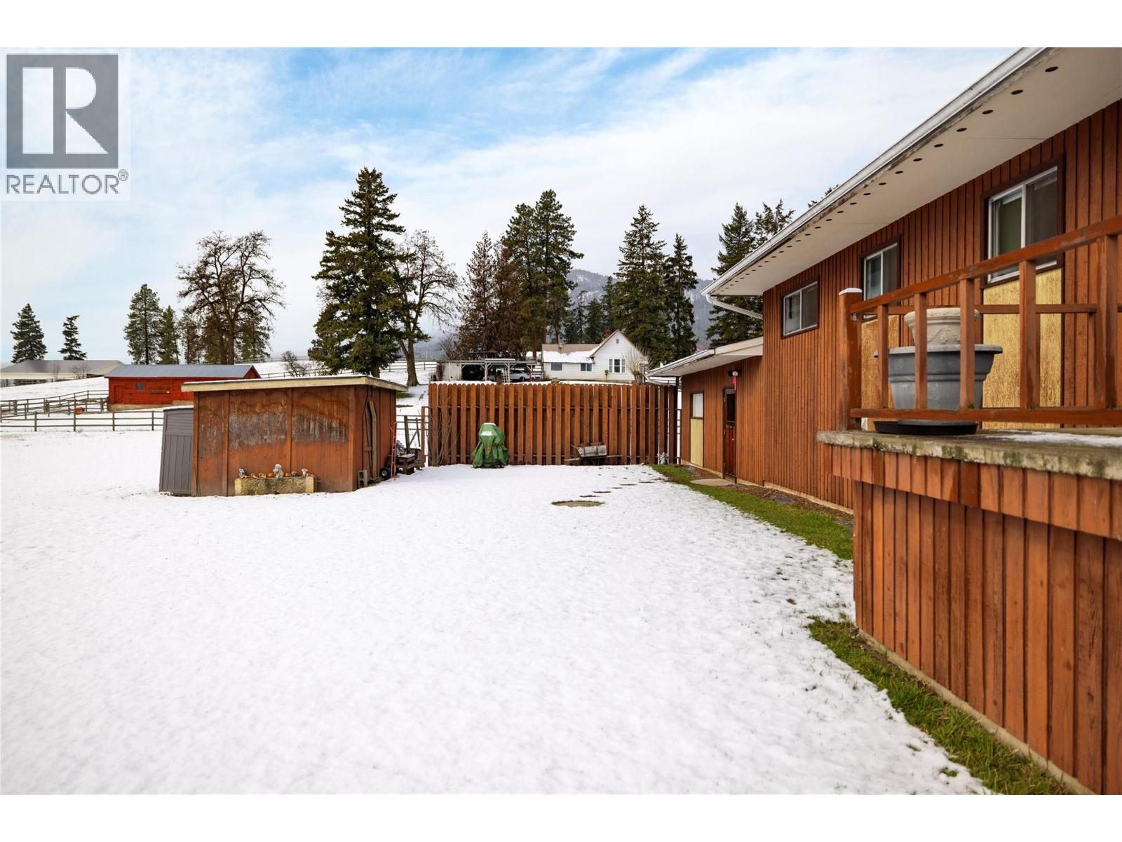 4107 Noble Road, Spallumcheen