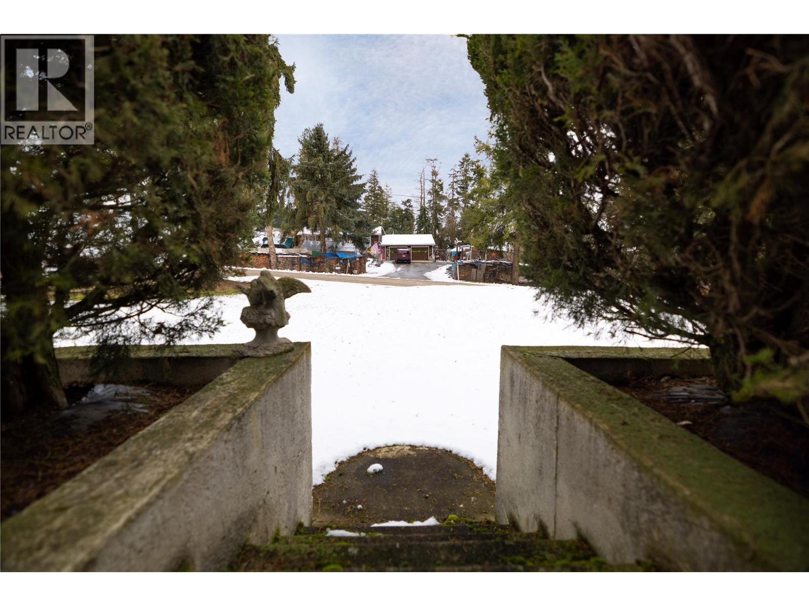 4107 Noble Road, Spallumcheen