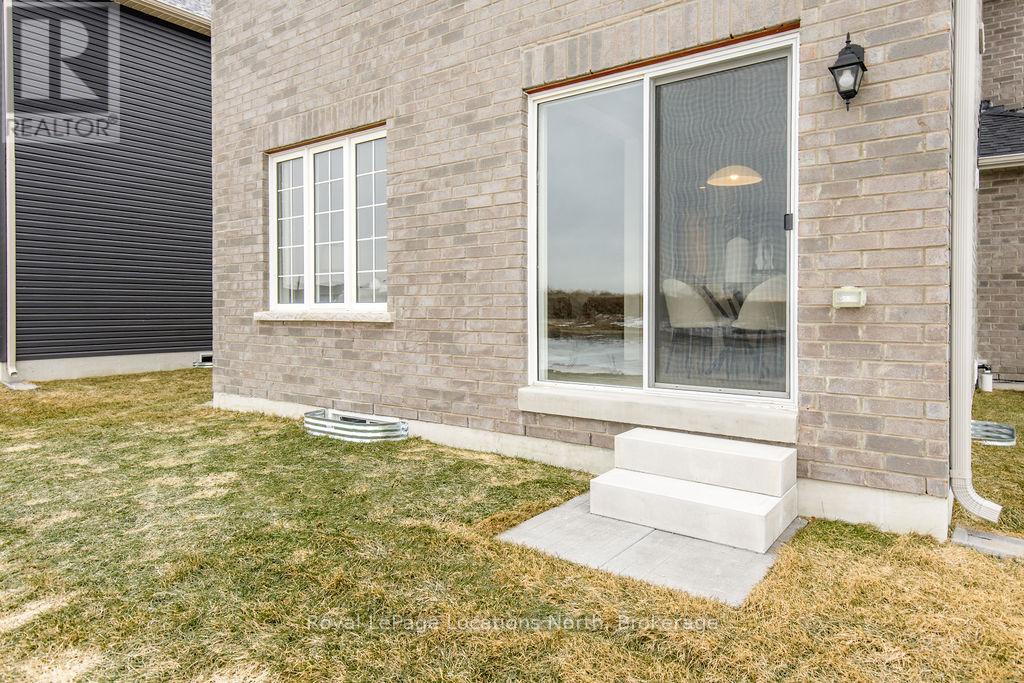 276 SPRINGFIELD CRESCENT — photo 45