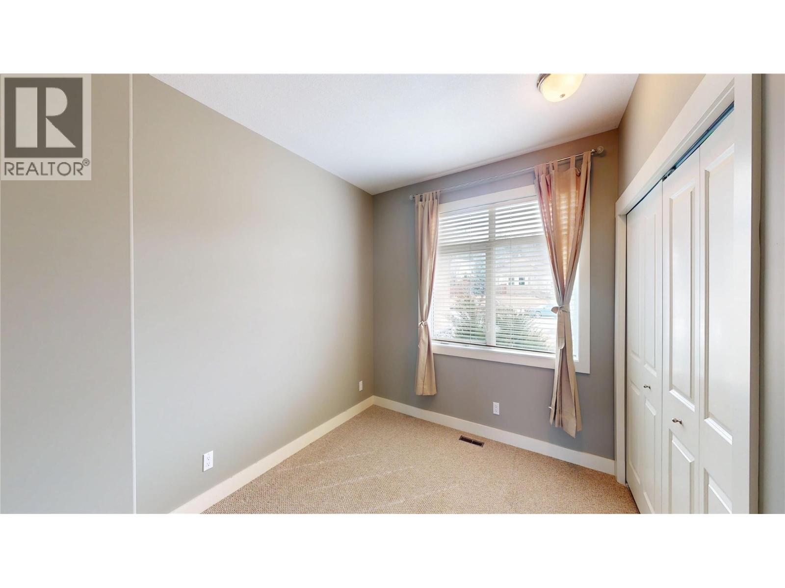 1631 MT. PYRAMID CRESCENT - 17