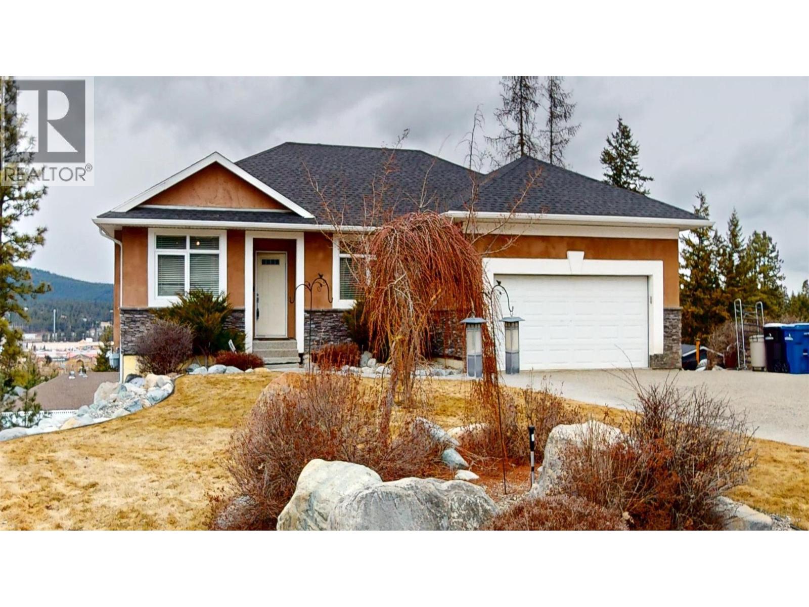 1631 Mt. Pyramid Crescent - 2