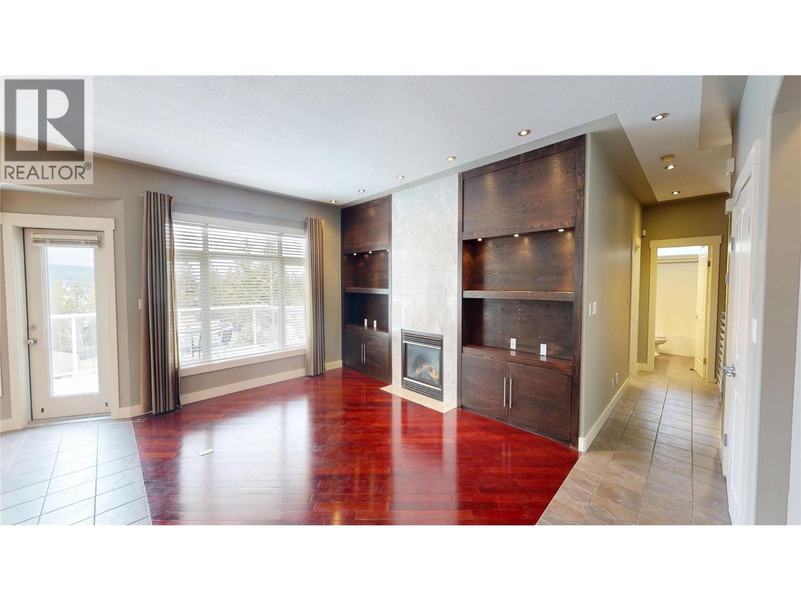 1631 MT. PYRAMID CRESCENT - 12