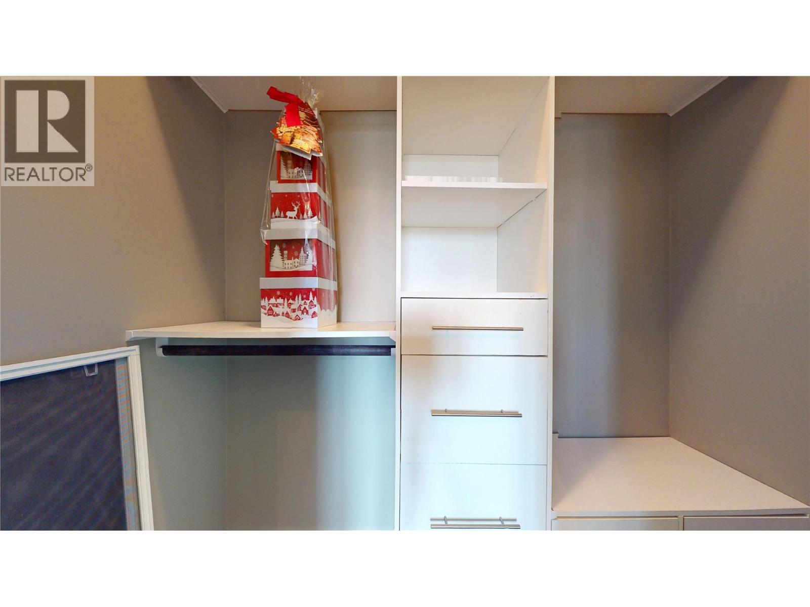 1631 Mt. Pyramid Crescent - 24