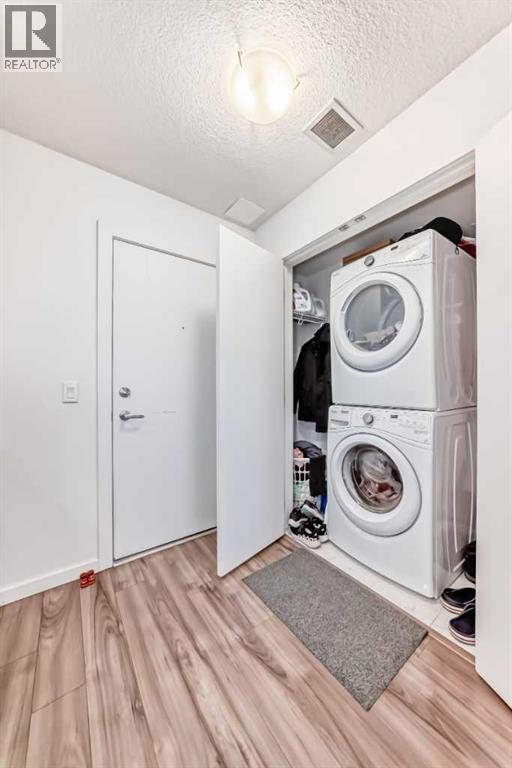 #106 1629 38 STREET SW - 23
