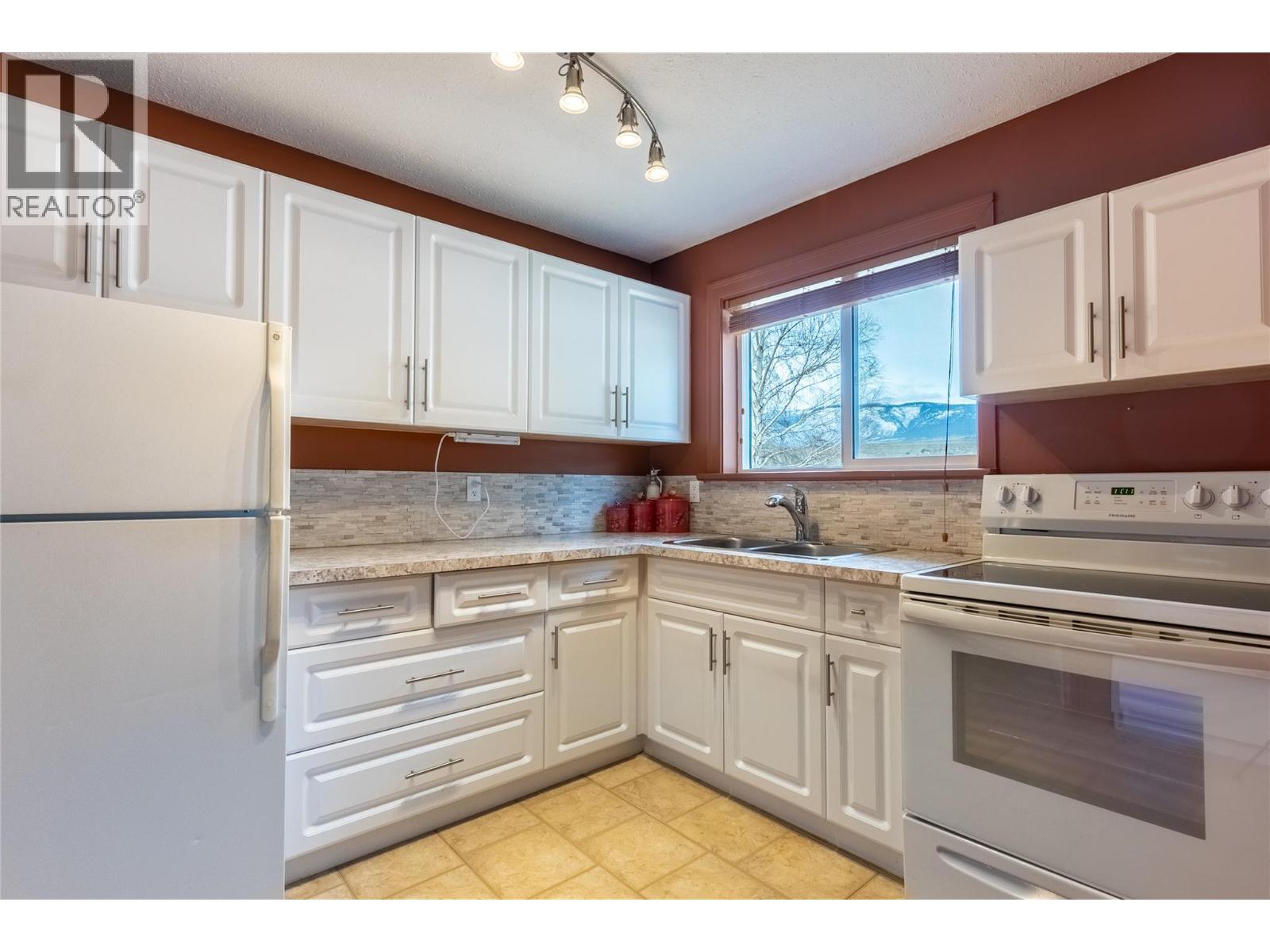 #602 1500 Mesa Vista Drive - 4