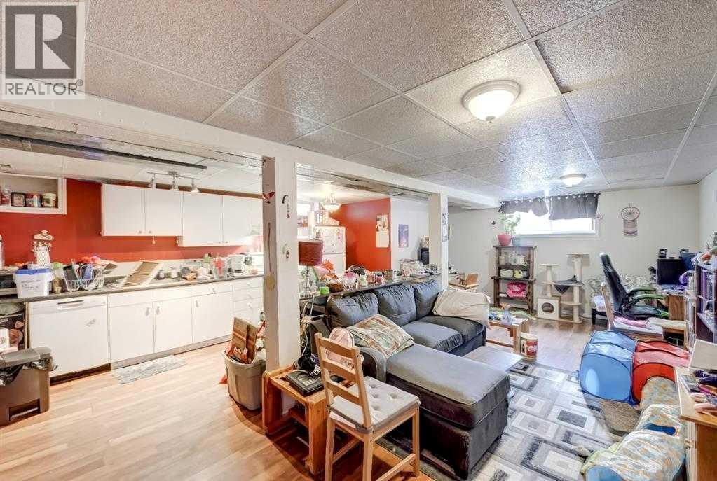 Single Family House Bungalow for Sale in   Avenue SW Windsor Park Calgary 