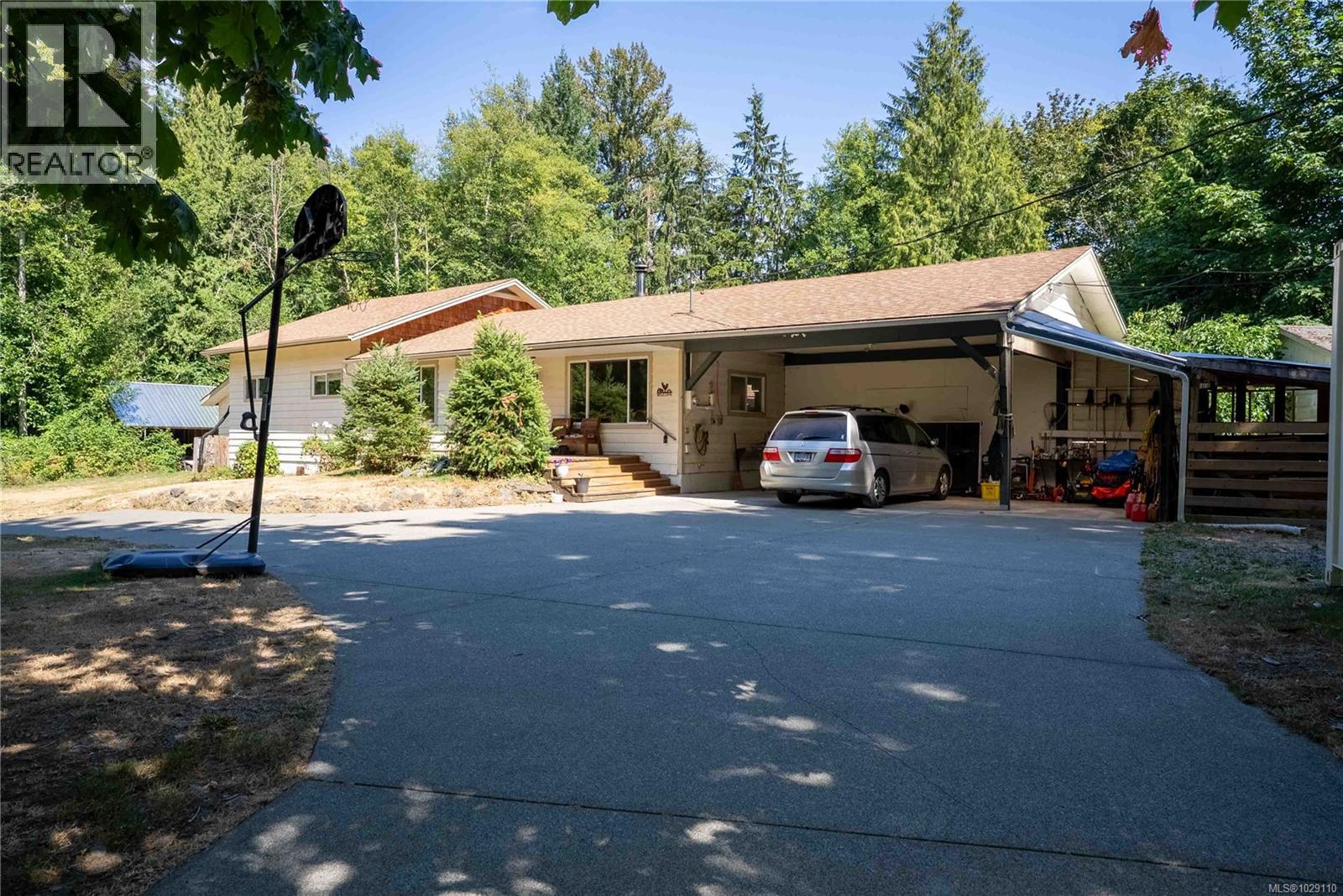  4591 Howie Road North, Duncan