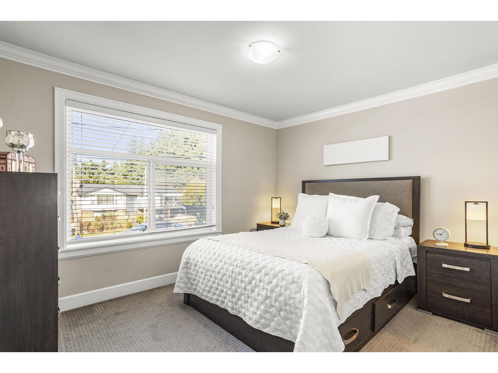 11790 80 Avenue, Delta