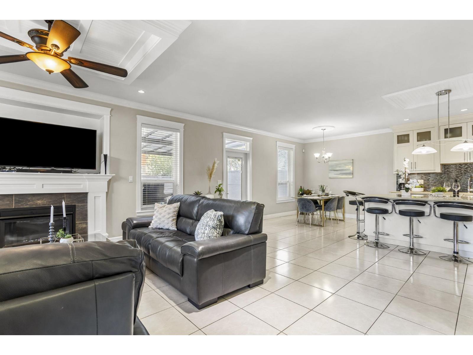 11790 80 Avenue, Delta