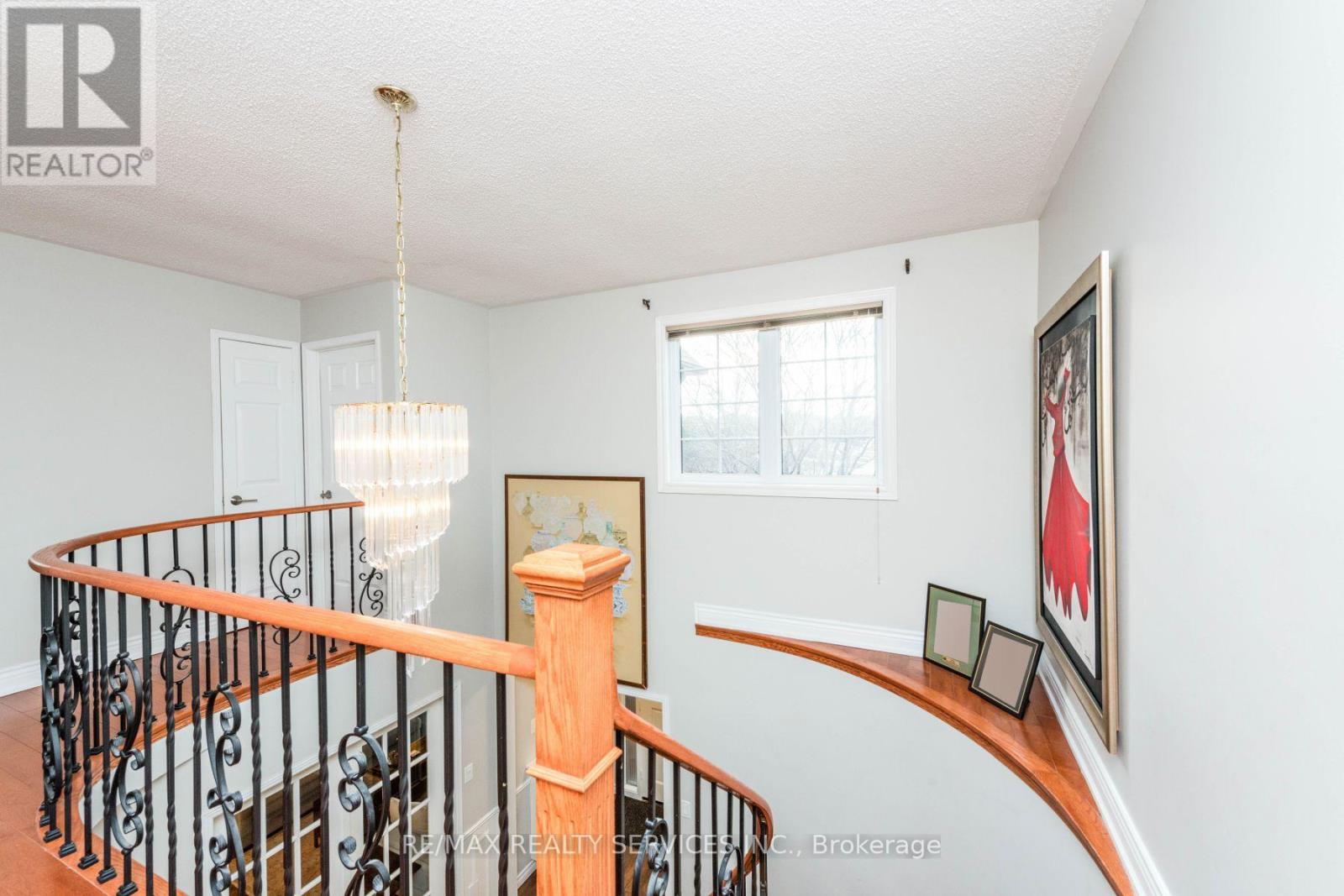 1928 ALDERMEAD ROAD - 27