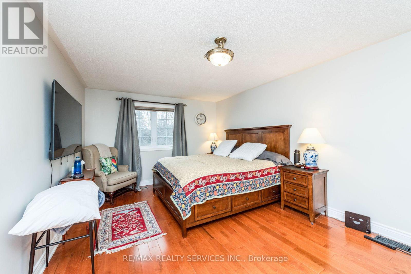 1928 ALDERMEAD ROAD - 29