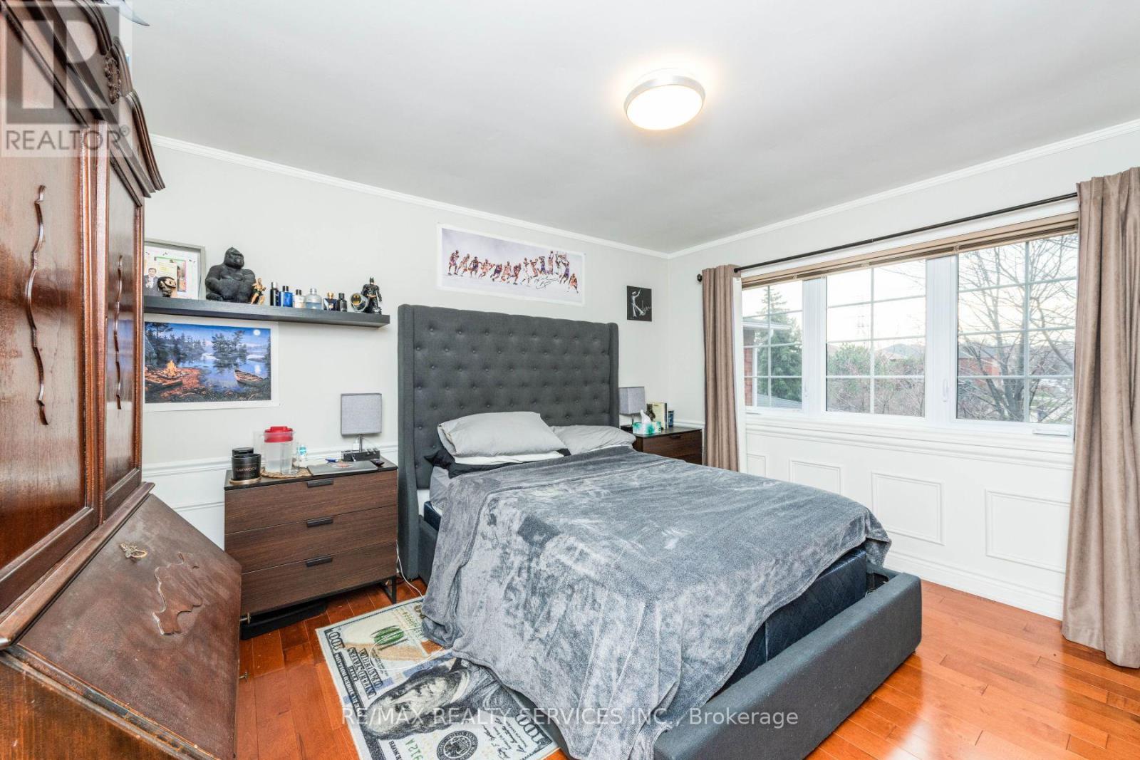 1928 ALDERMEAD ROAD - 36