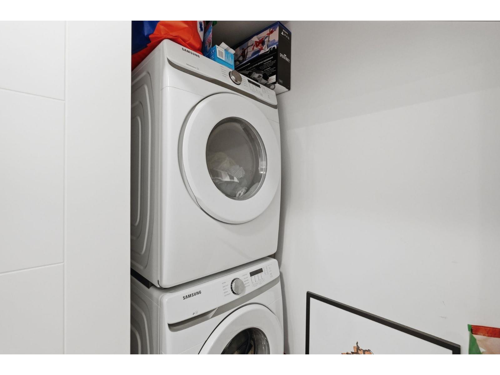 301 45562 AIRPORT ROAD, Chilliwack Proper South, Chilliwack