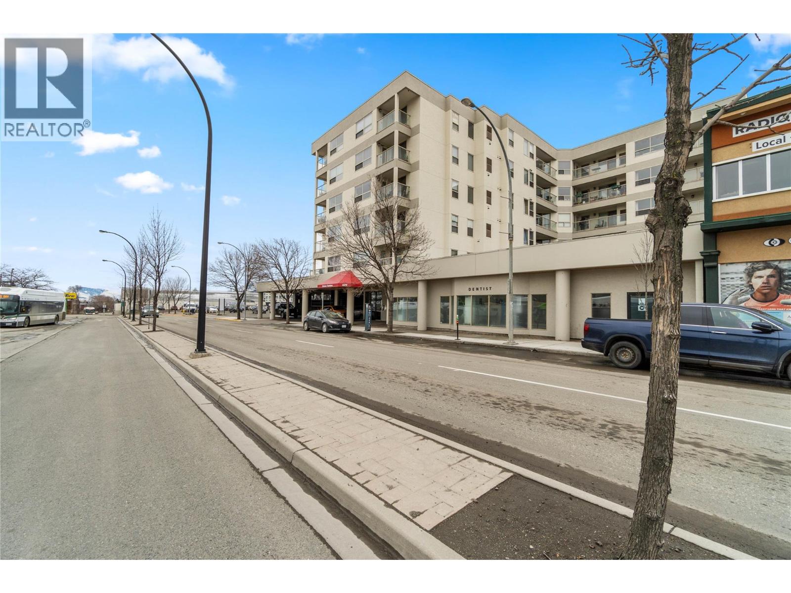 #506 629 Lansdowne Street - 1