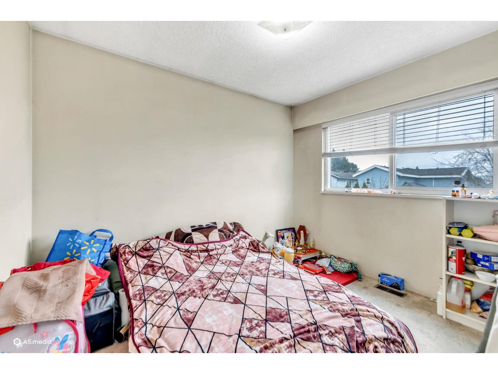 11876 92A Avenue, Delta