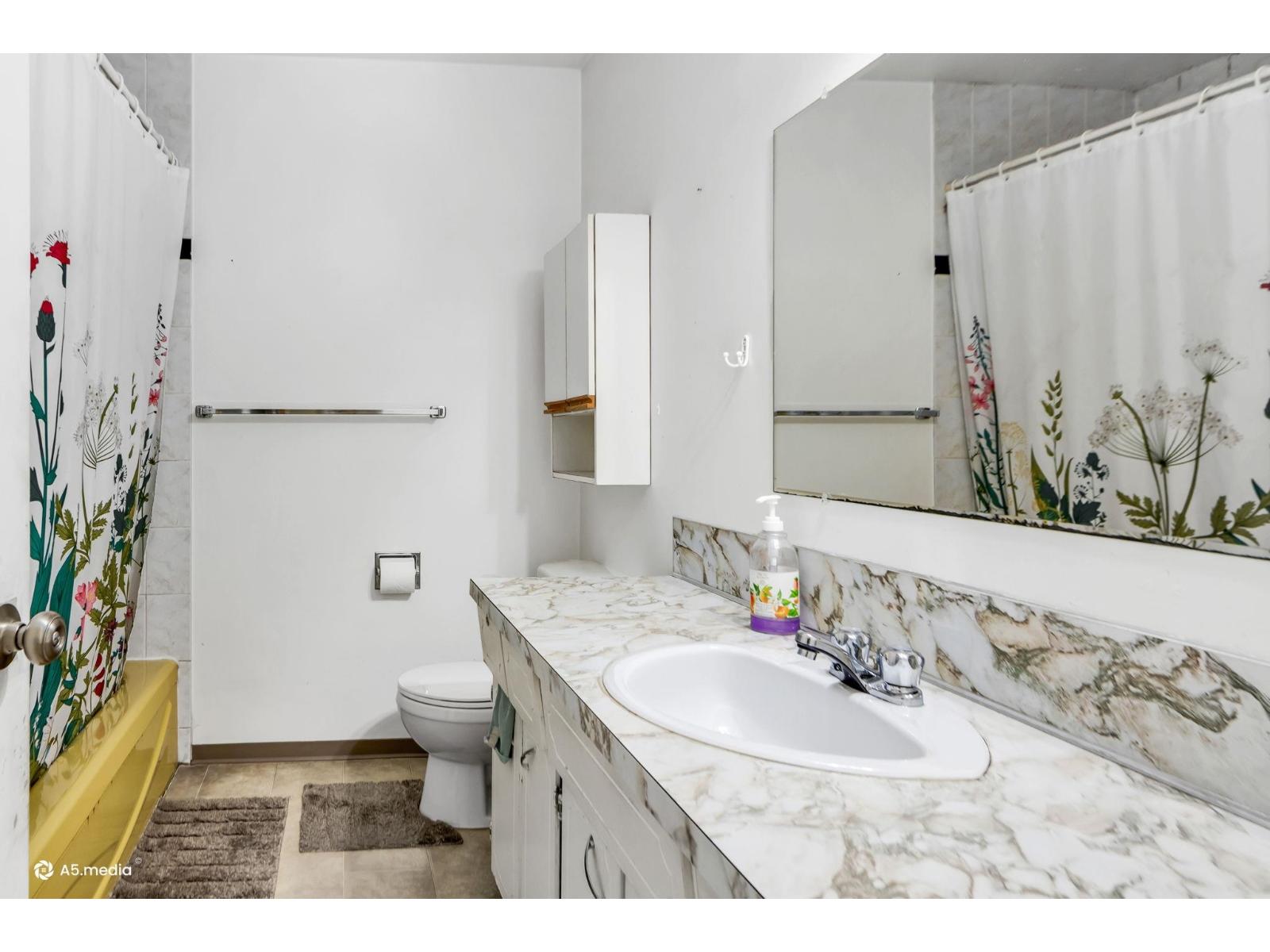 11876 92A Avenue, Delta