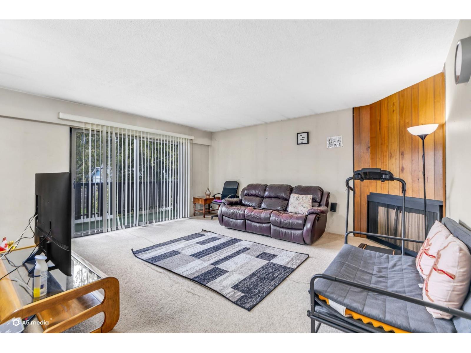 11876 92A Avenue, Delta