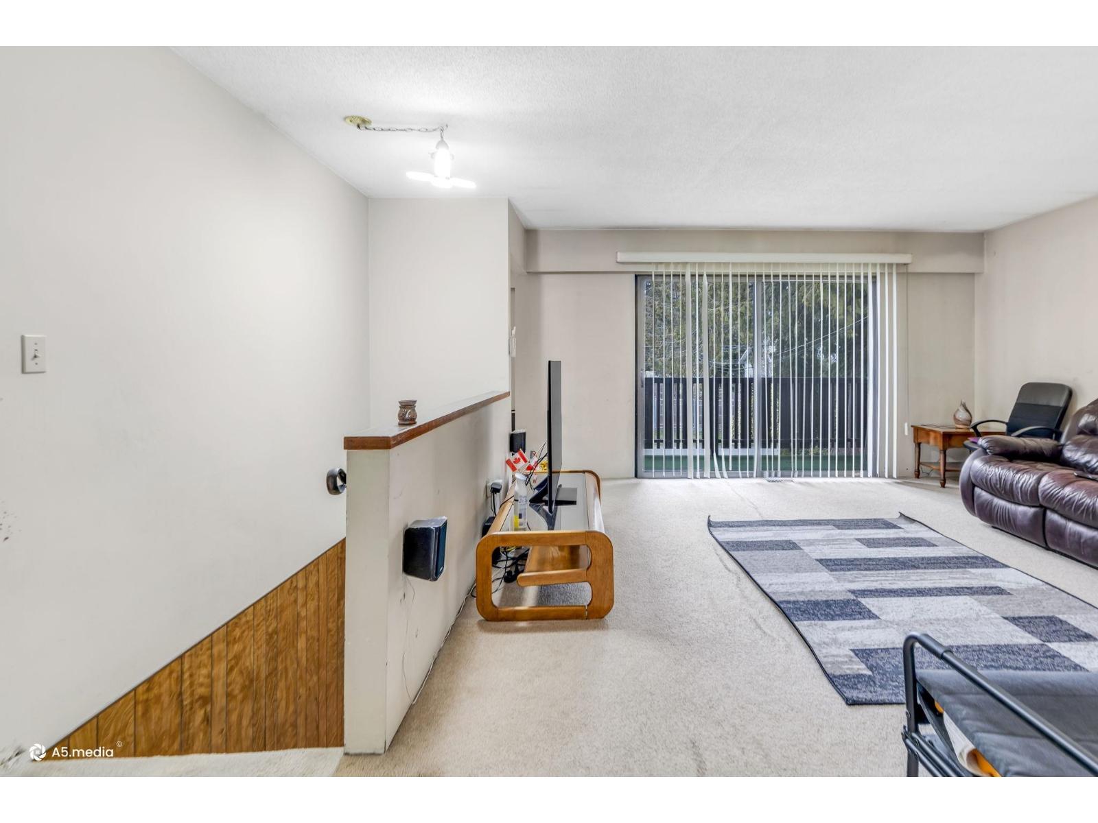 11876 92A Avenue, Delta