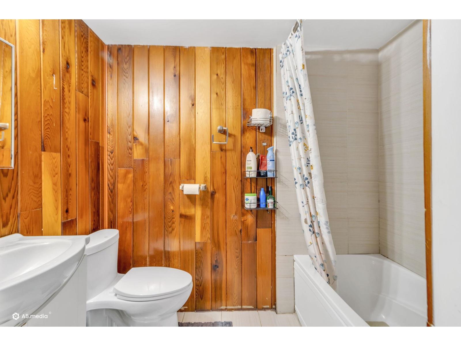 11876 92A Avenue, Delta