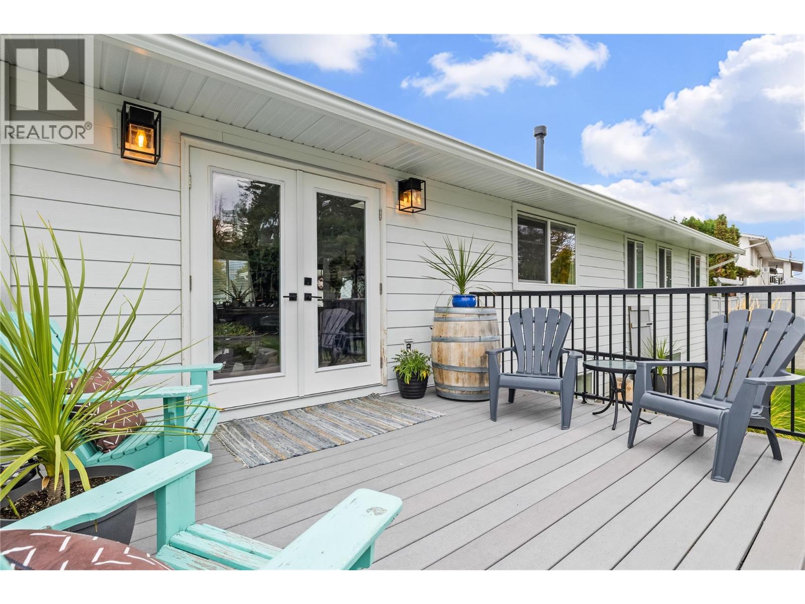 2355 Crestview Road, West Kelowna