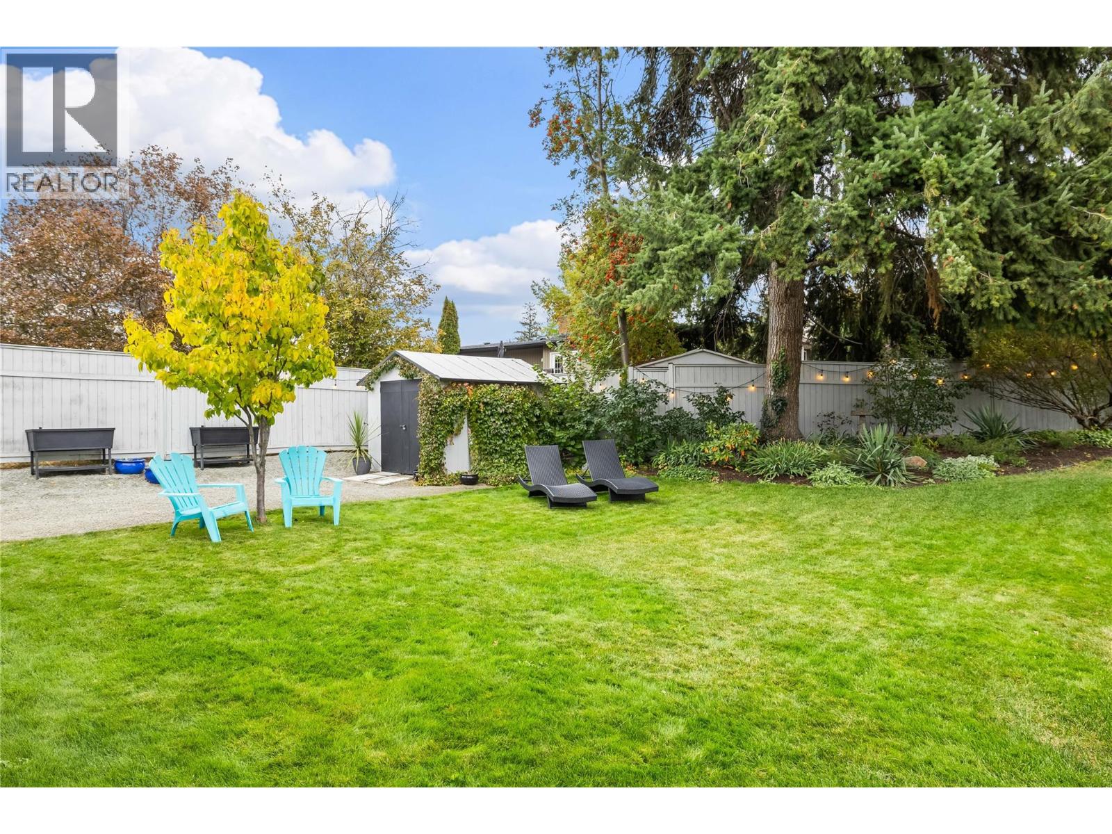 2355 Crestview Road, West Kelowna