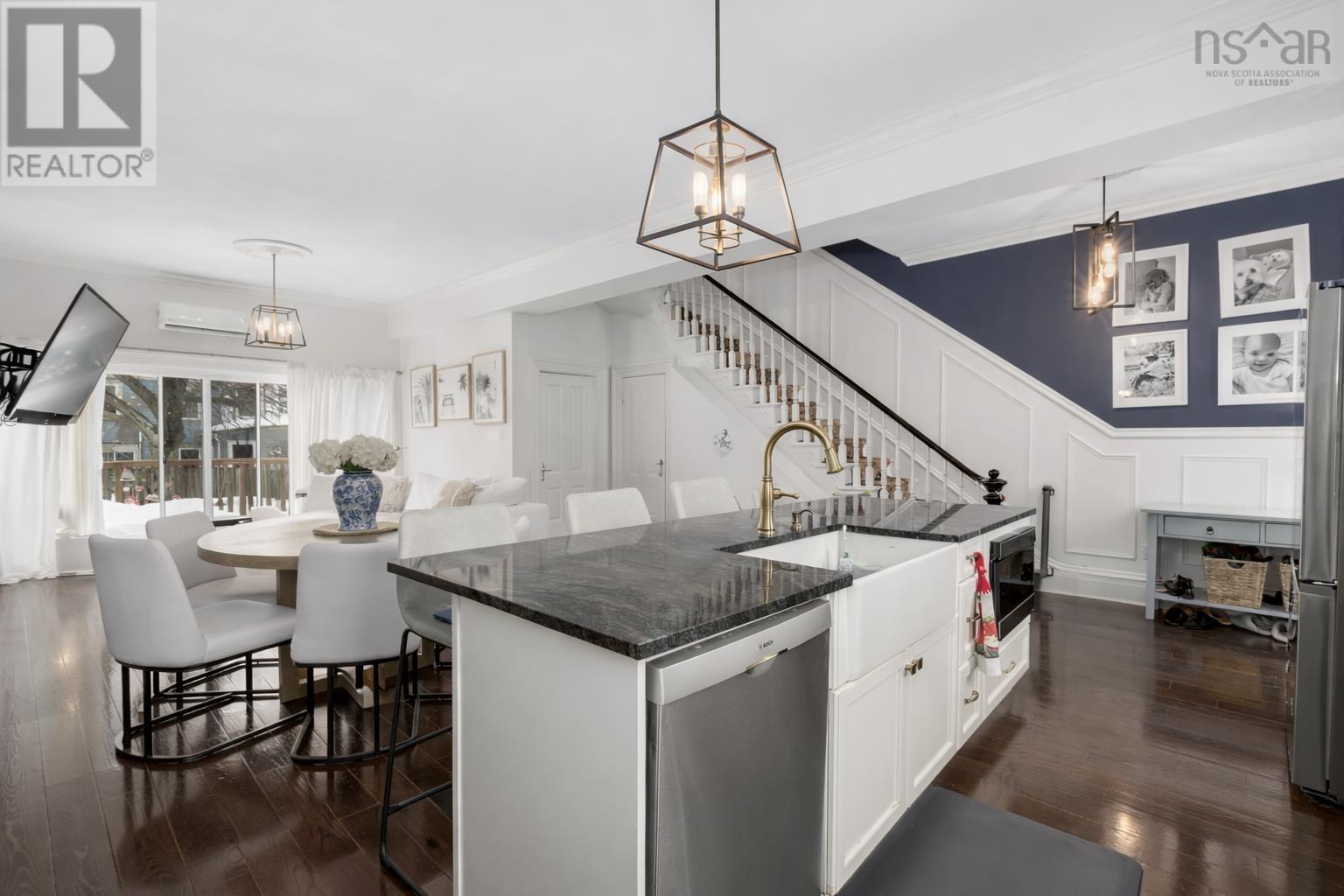 Property 6 of 35 of 6028/6030 Cunard Street