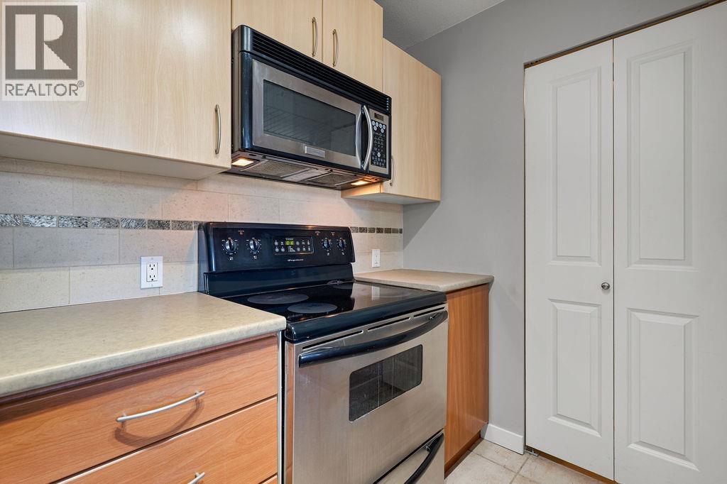 #428-5700 ANDREWS Road, Richmond