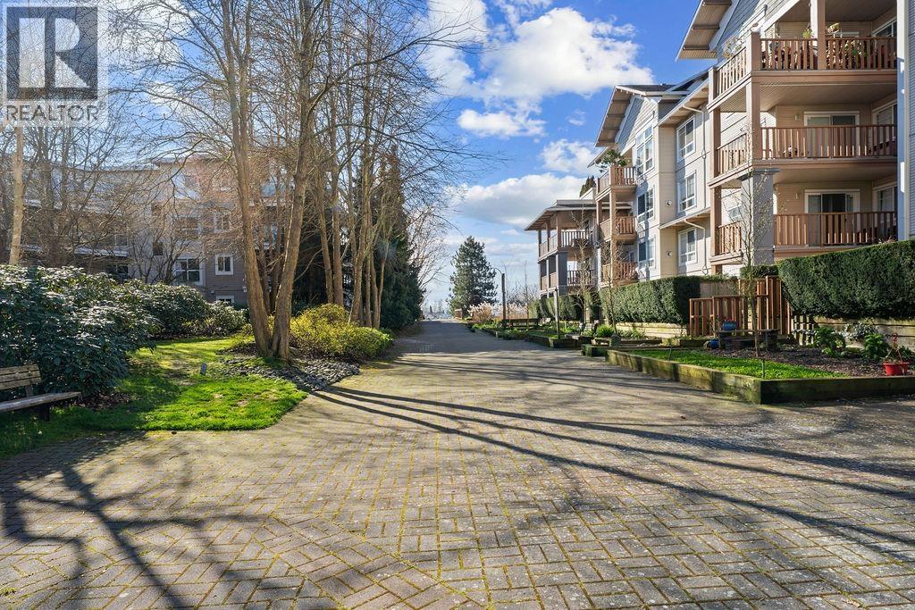 #428-5700 ANDREWS Road, Richmond