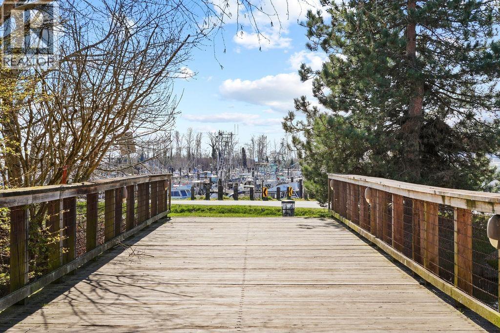 #428-5700 ANDREWS Road, Richmond