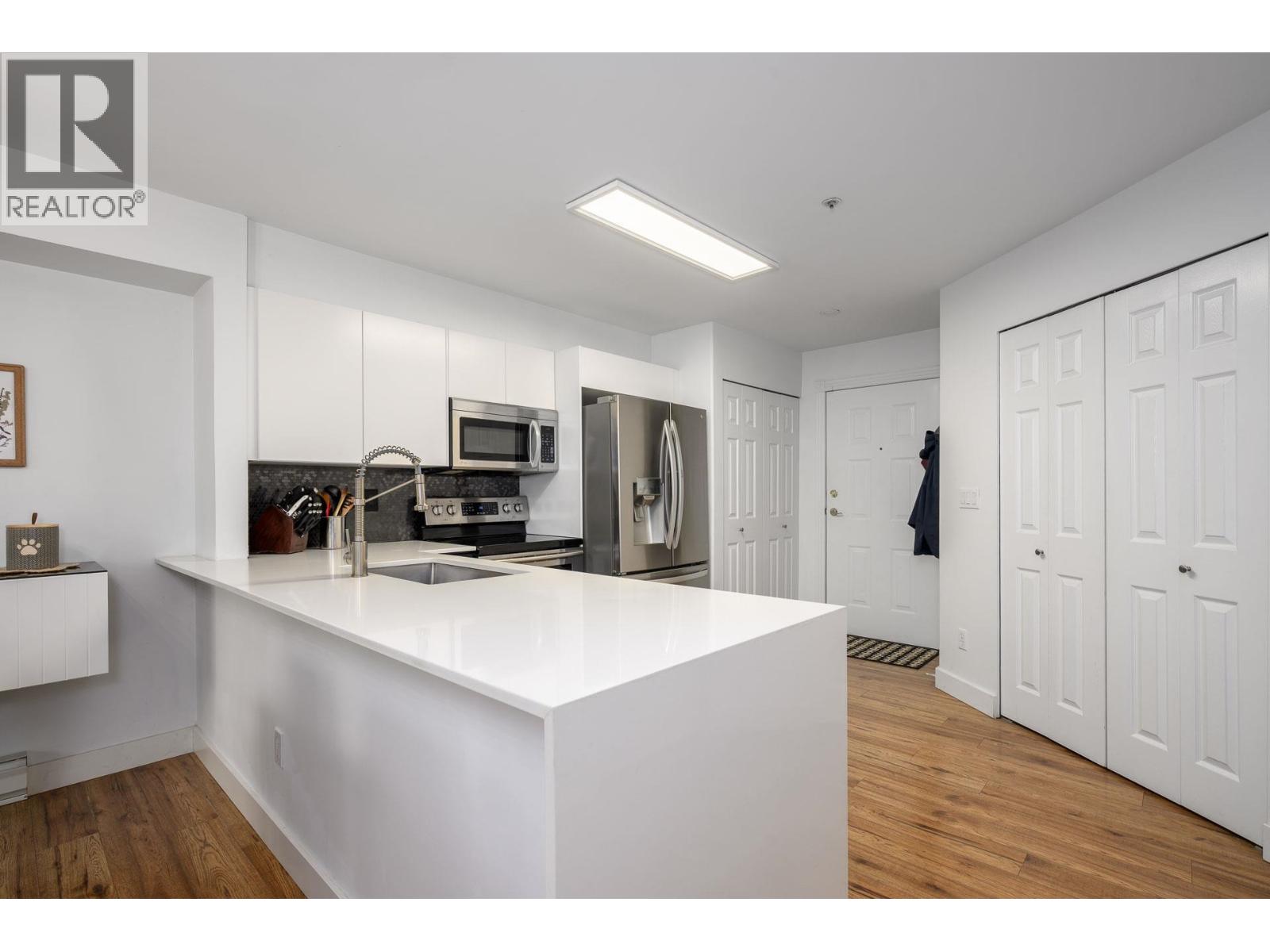 102 2388 WELCHER AVENUE, Port Coquitlam