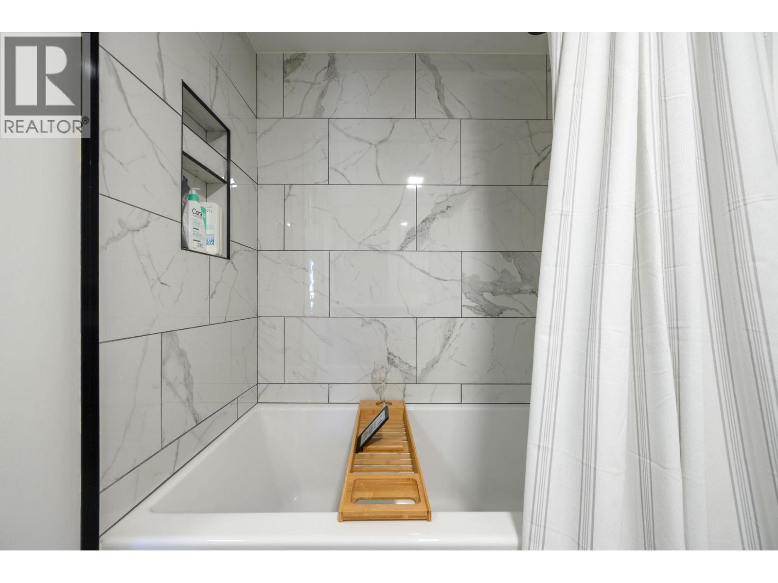 102 2388 WELCHER AVENUE, Port Coquitlam