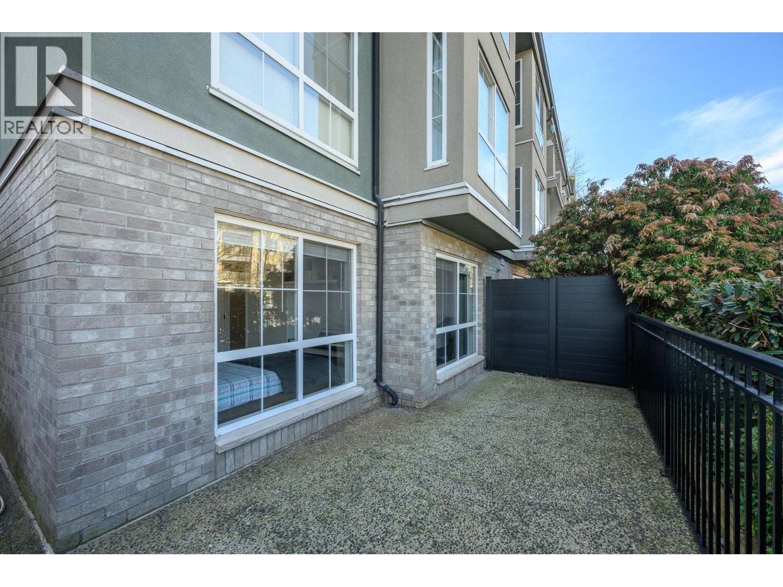 102 2388 WELCHER AVENUE, Port Coquitlam