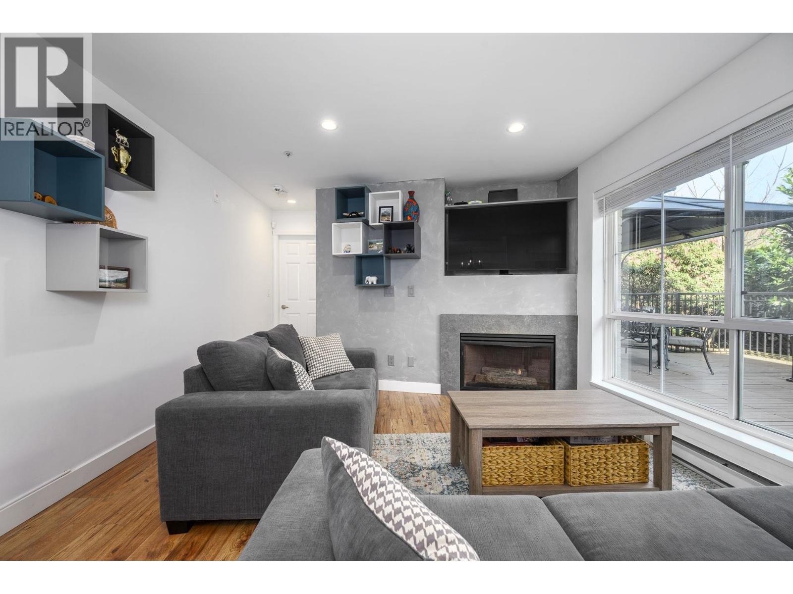 102 2388 WELCHER AVENUE, Port Coquitlam