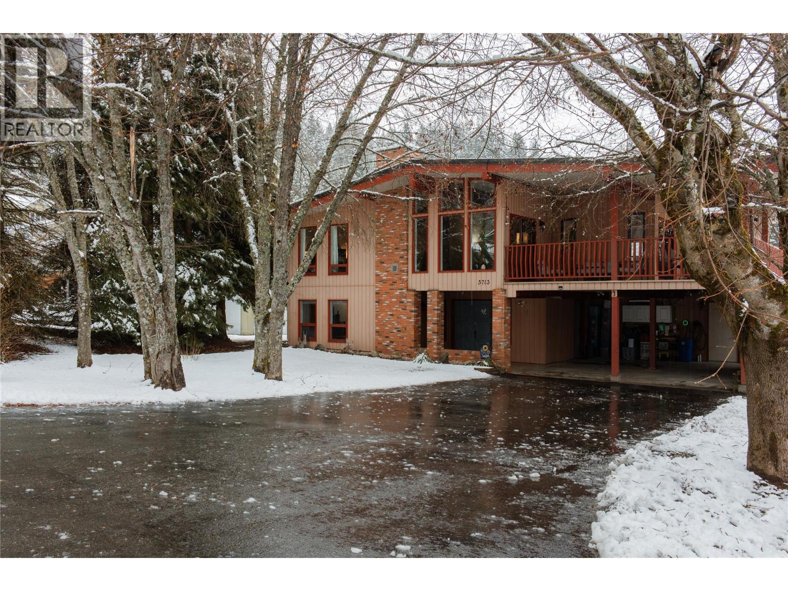 5713 Woodland Drive, Nelson