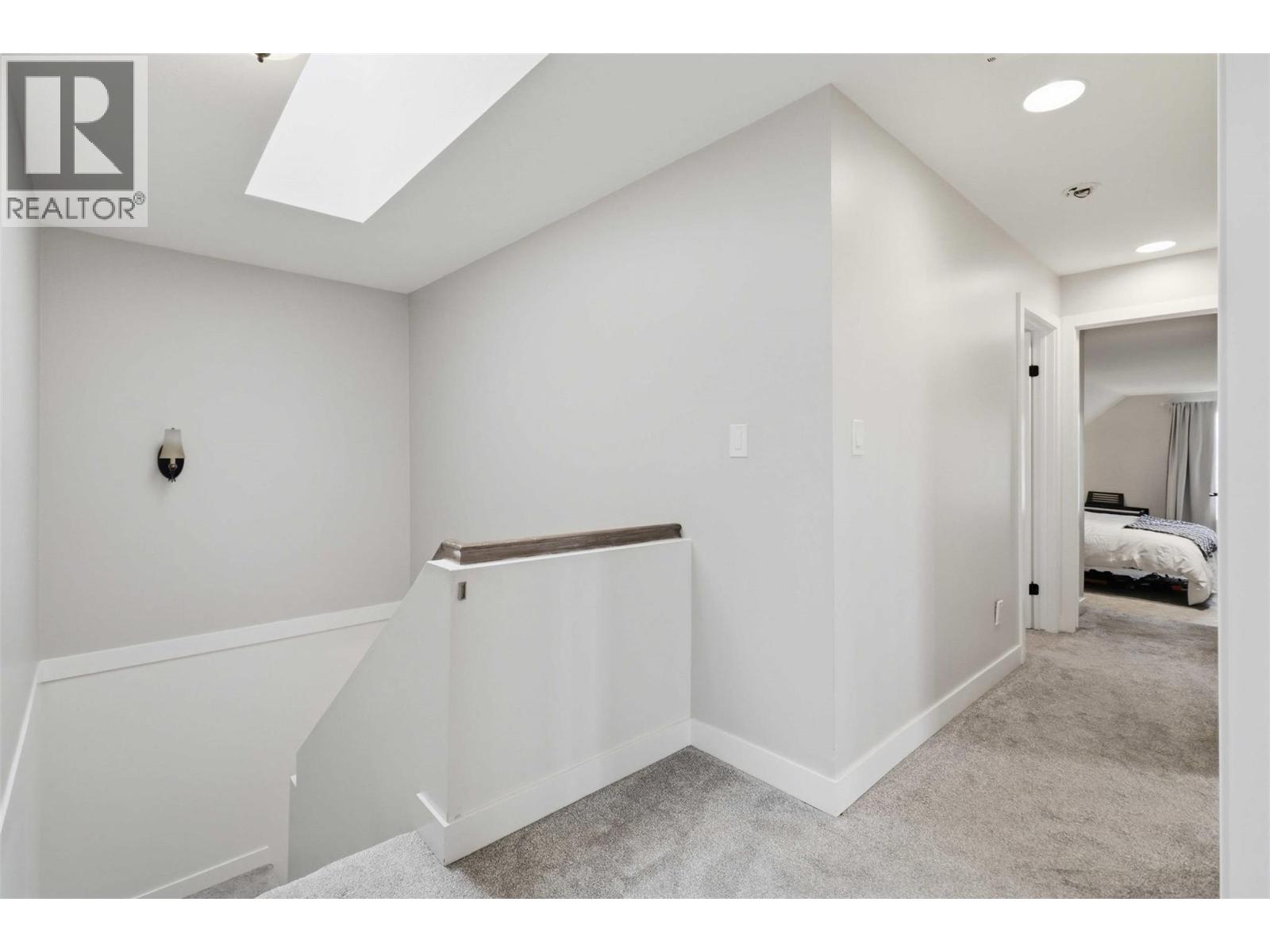 1948 SHEFFIELD Way, Kamloops