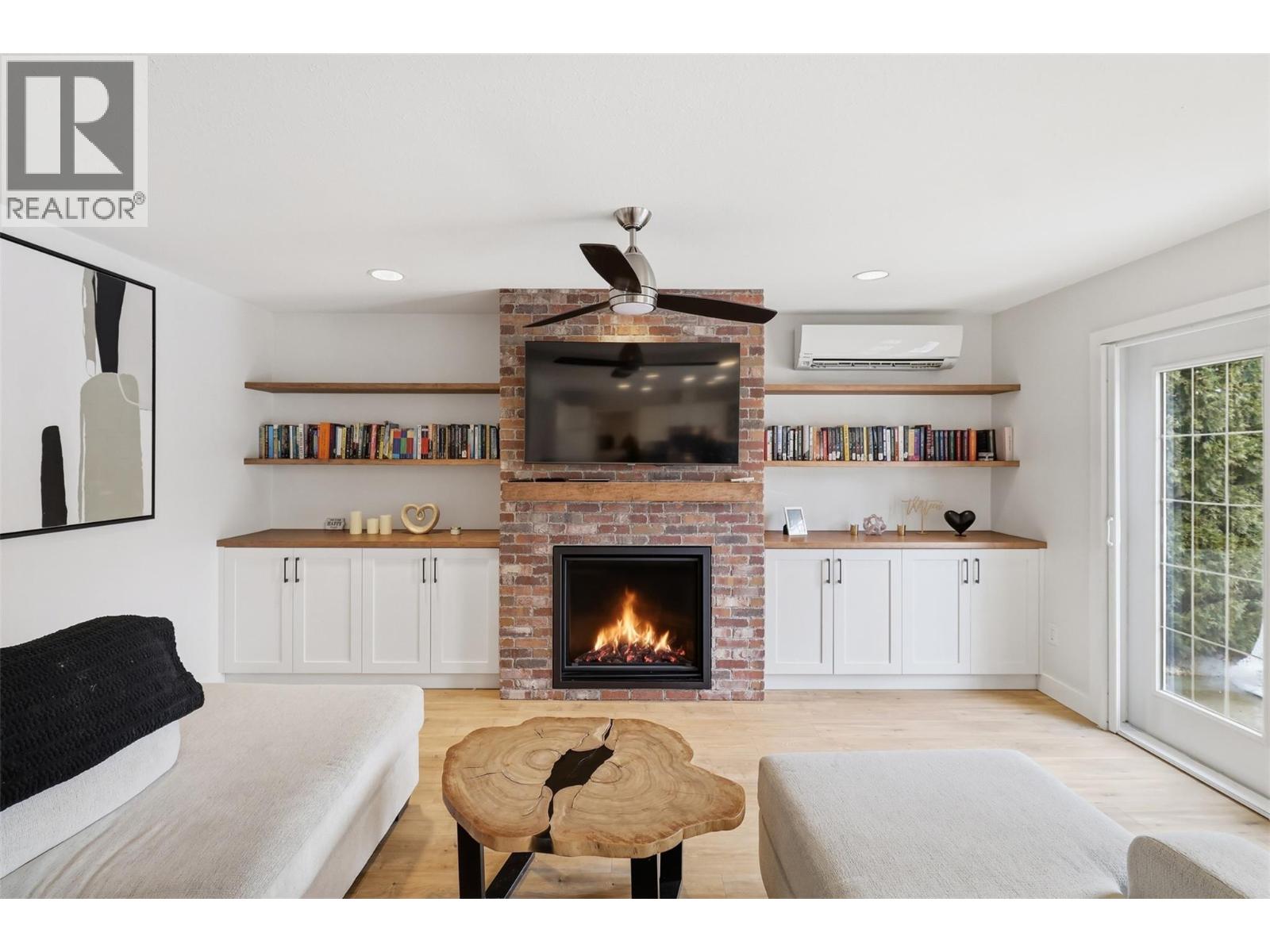 1948 SHEFFIELD Way, Kamloops