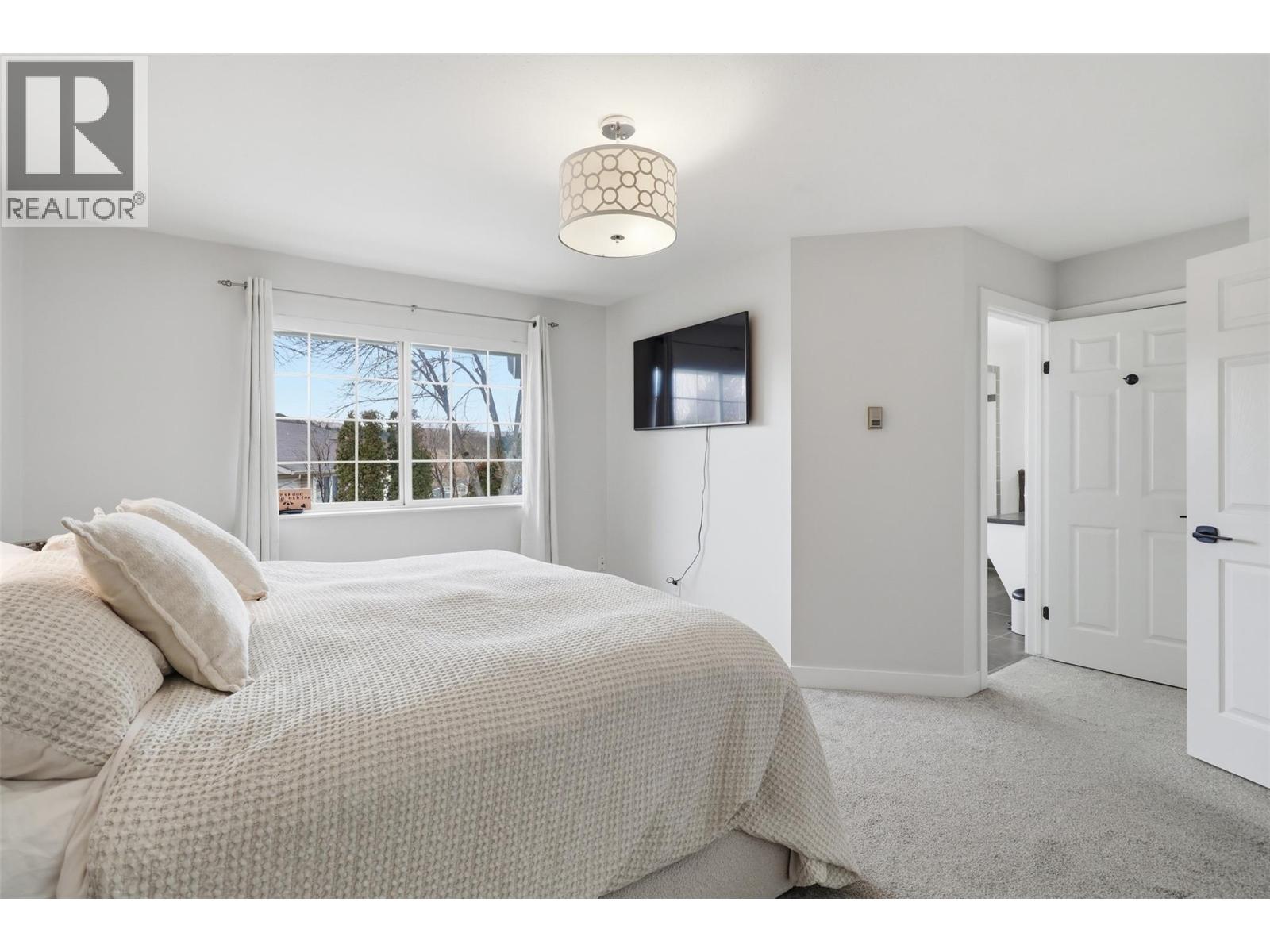 1948 SHEFFIELD Way, Kamloops