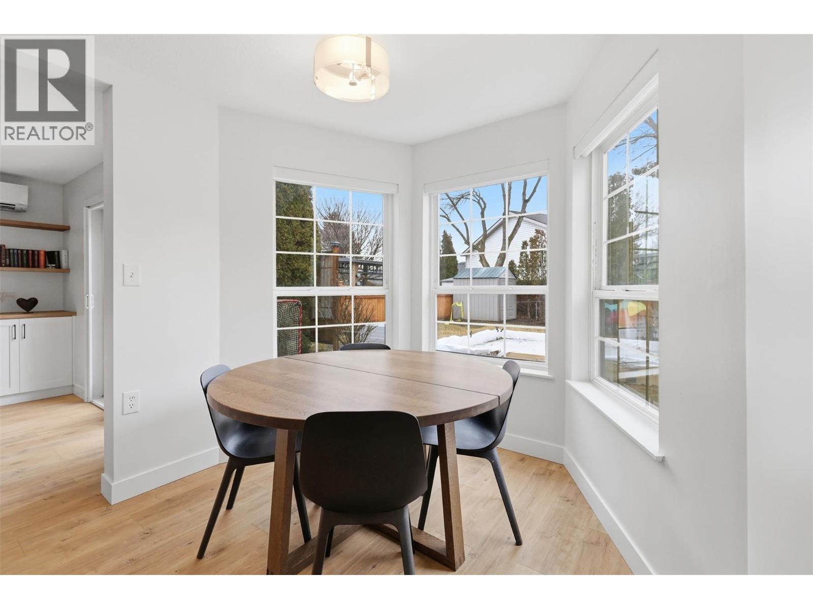 1948 SHEFFIELD Way, Kamloops