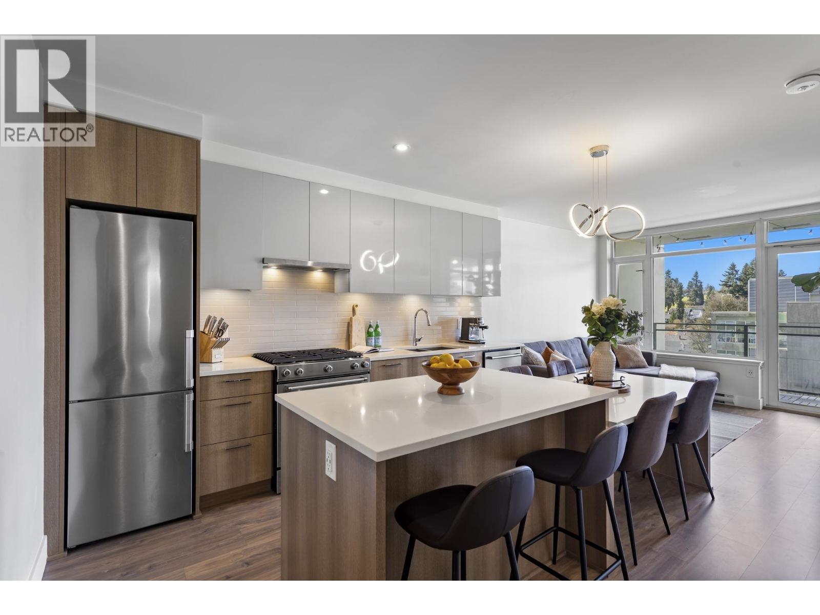 803 258 NELSON'S Court - photo 2