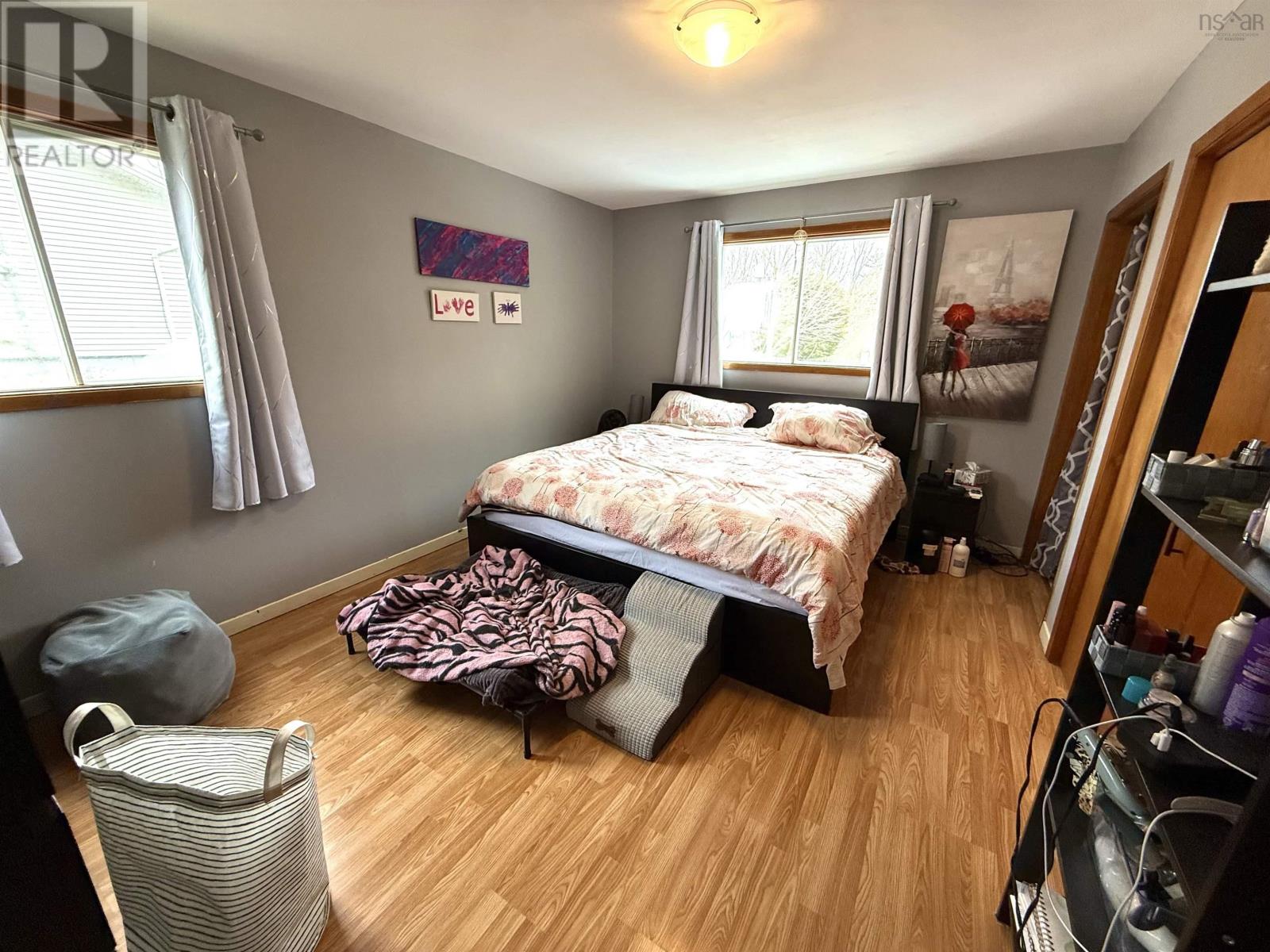 Property 16 of 19 of 102 Elizabeth Avenue