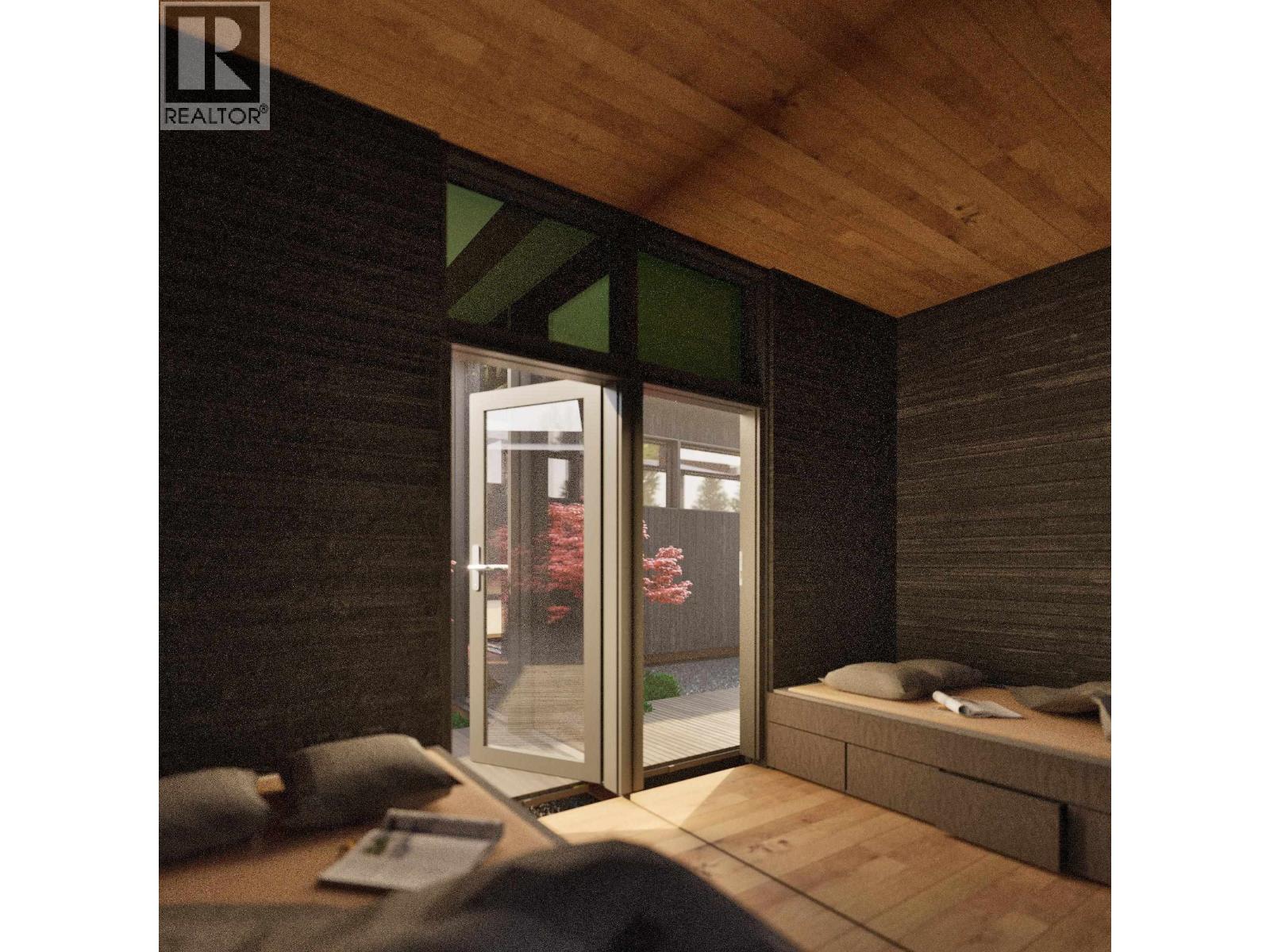 581 BAYVIEW DRIVE, Mayne Island