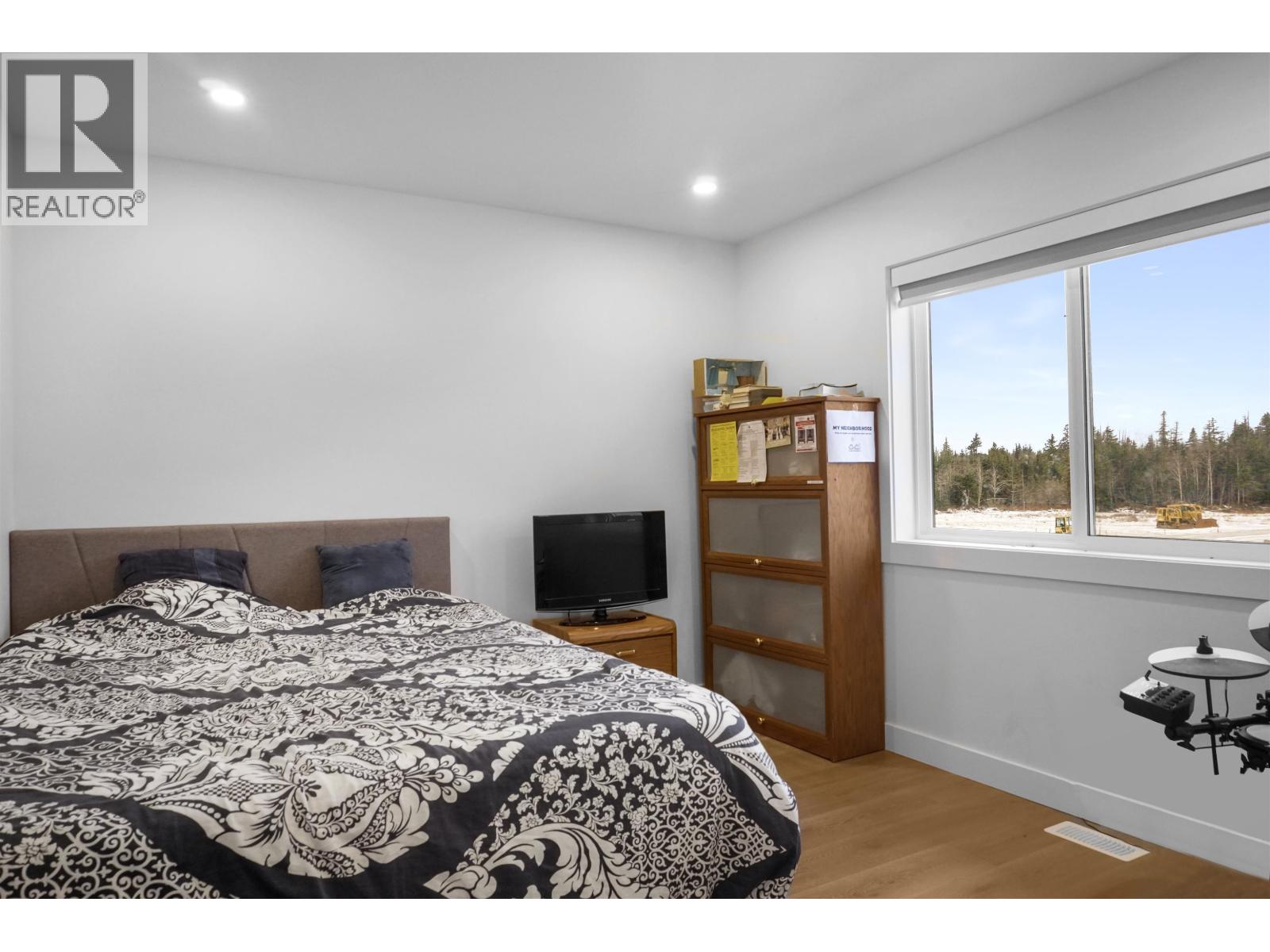 151 WAKITA STREET - 12