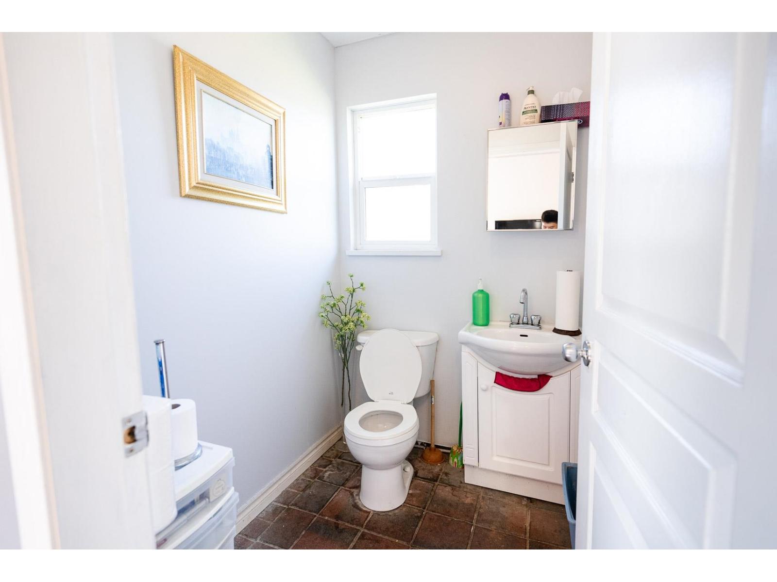 Business for Sale in Surrey – 5047 184 STREET, Surrey - Image 18