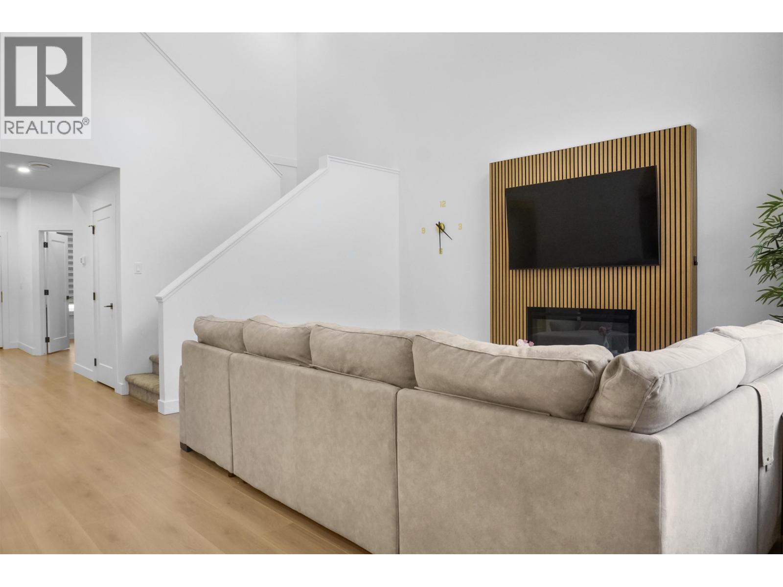 151 WAKITA STREET - 21