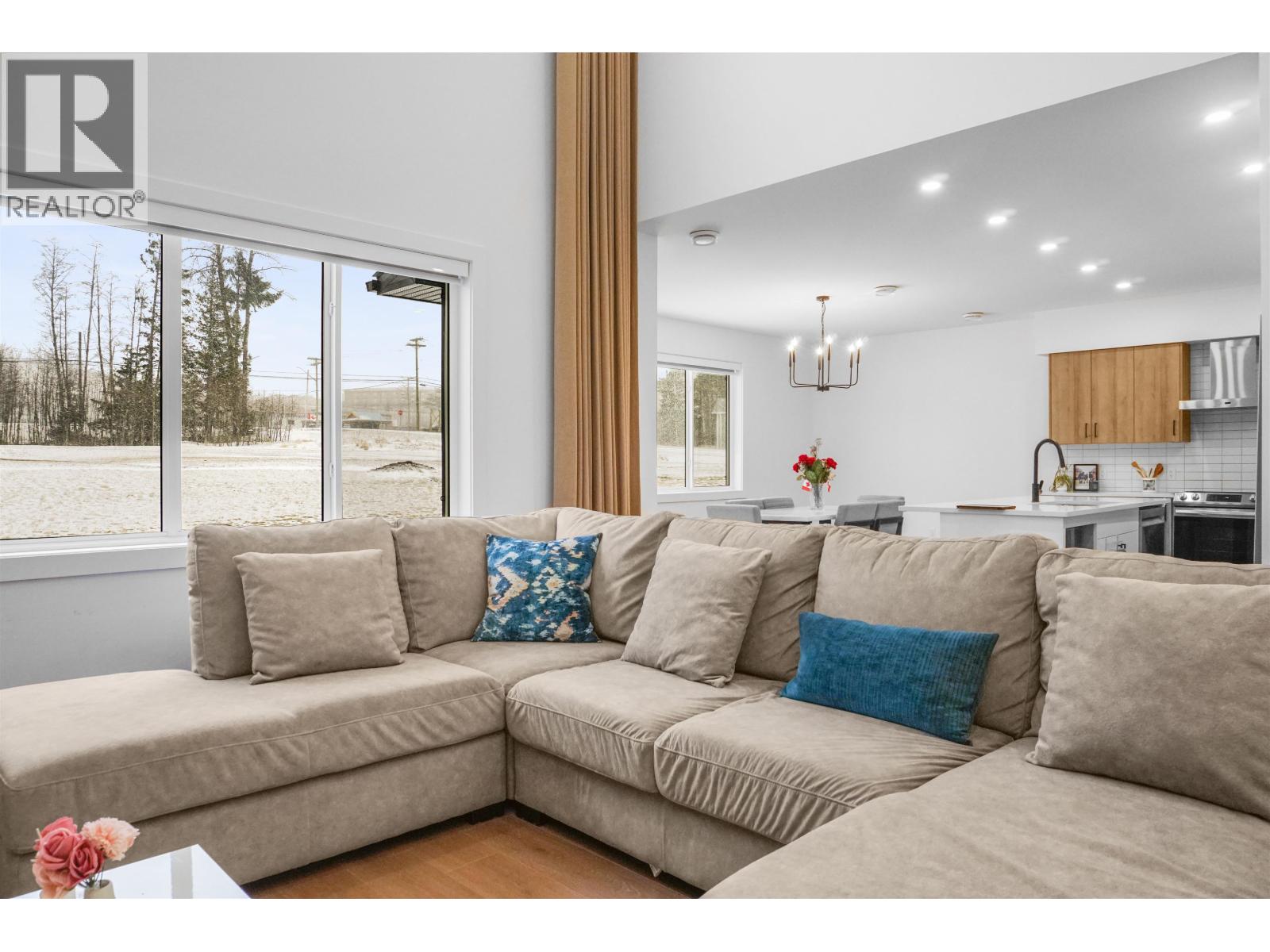 151 WAKITA STREET - 20